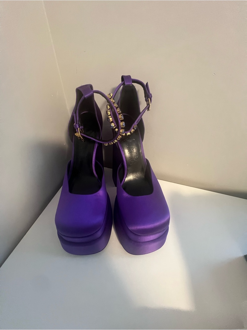 Versace
Satin Crystal Embellishments D'Orsay Pumps